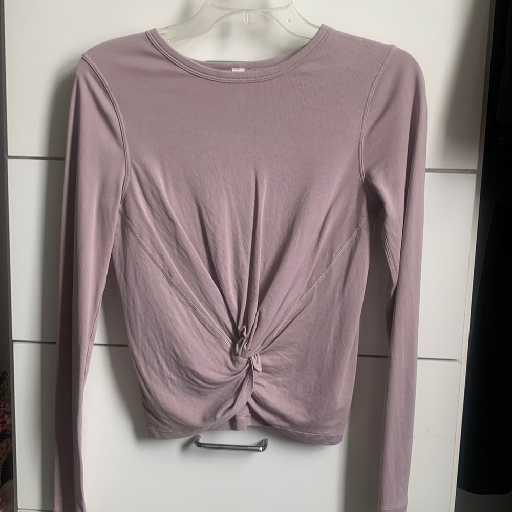 Lululemon long sleeve Crescent tee in dusty lilac